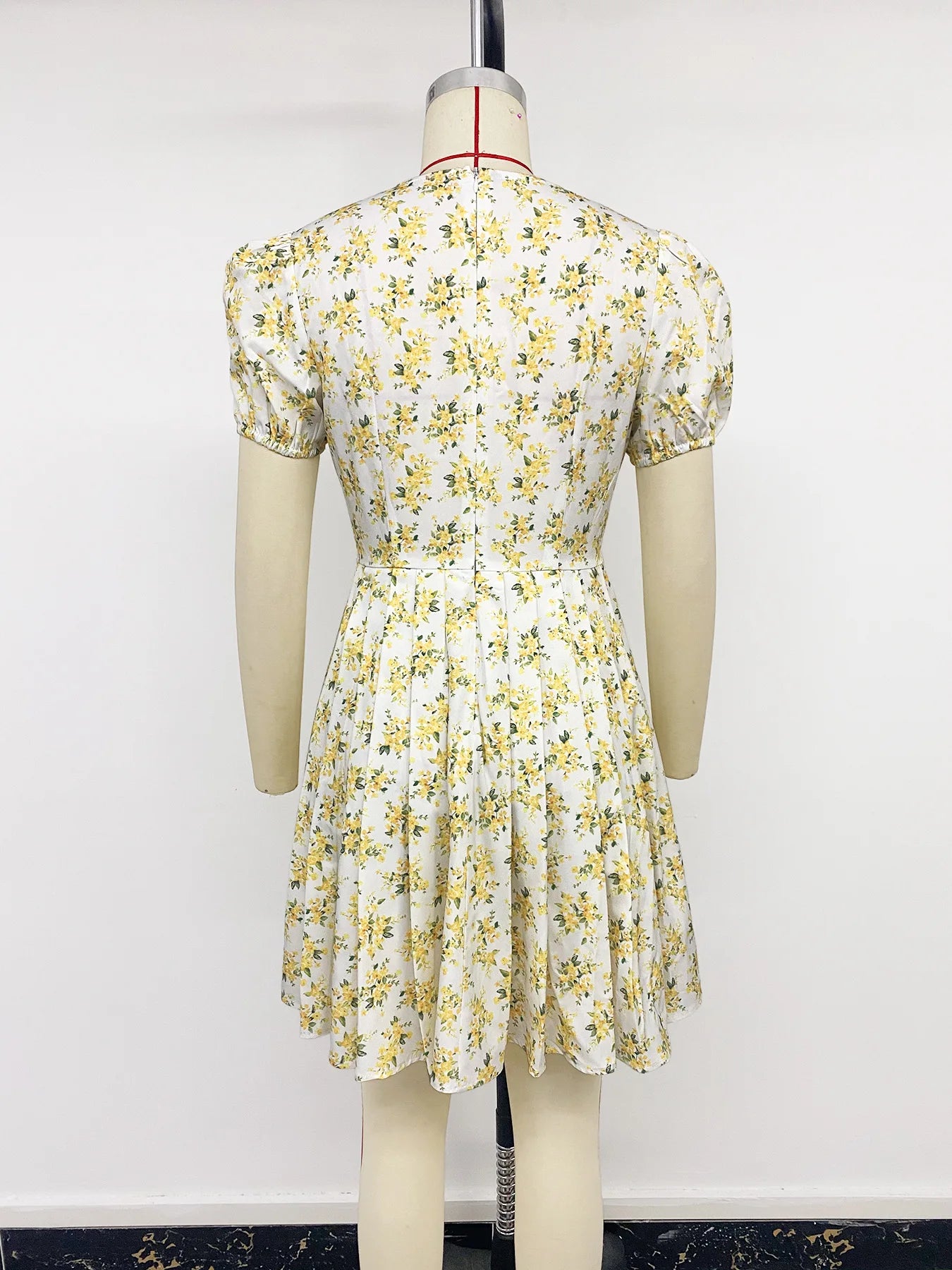 2026 New Floral Print Bow Pleated Summer Dress Women Elegant V-neck Puff Sleeve Mini Dress Female Holiday Beach Sundress